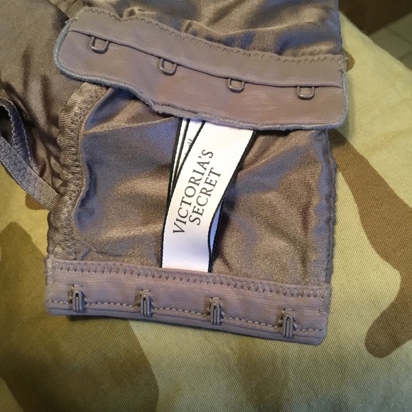 Victoria’s Secret Dark Gray Bralette Size S - Picture 8 of 10